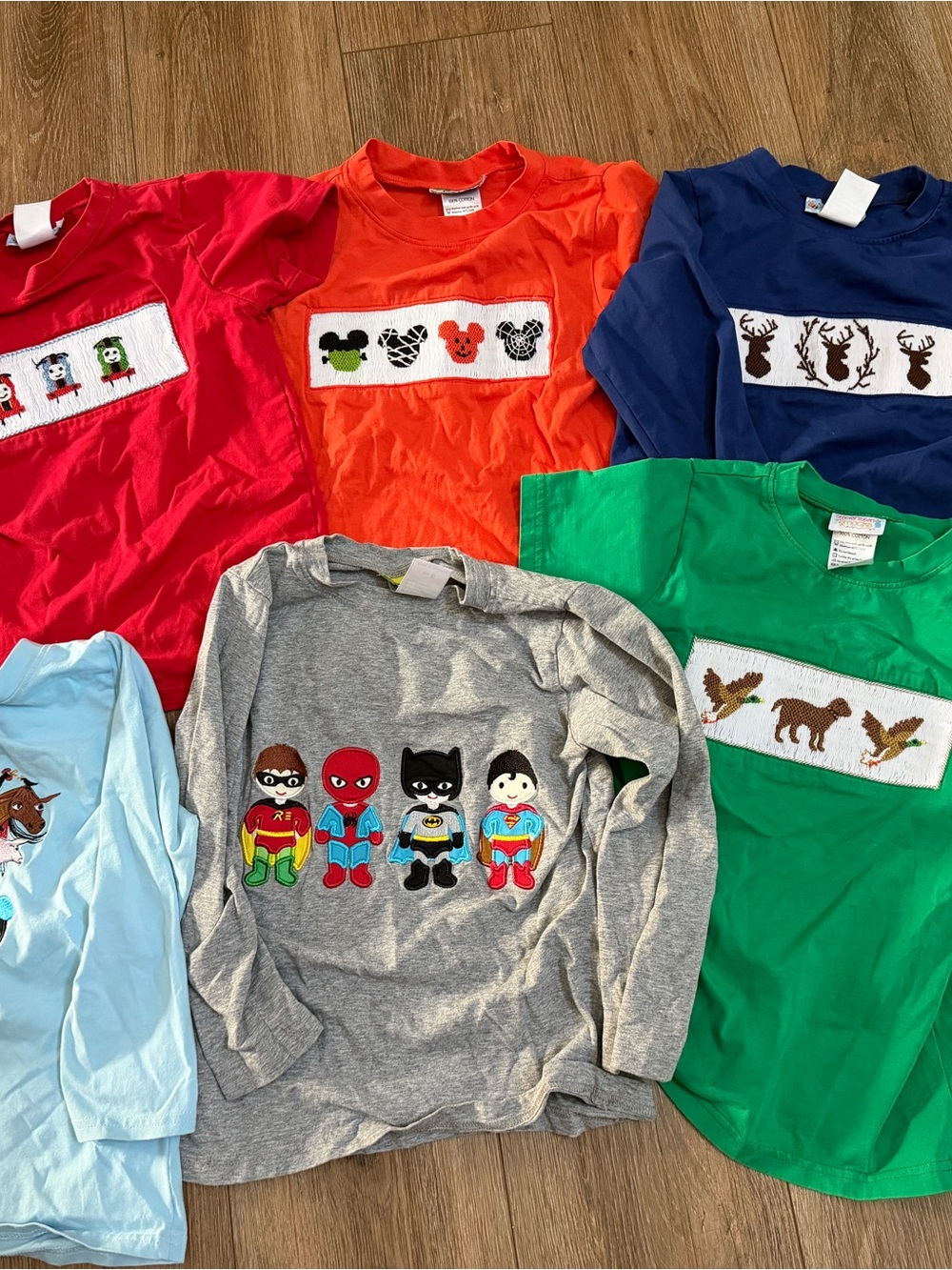 Kids Size 6  Tee lot